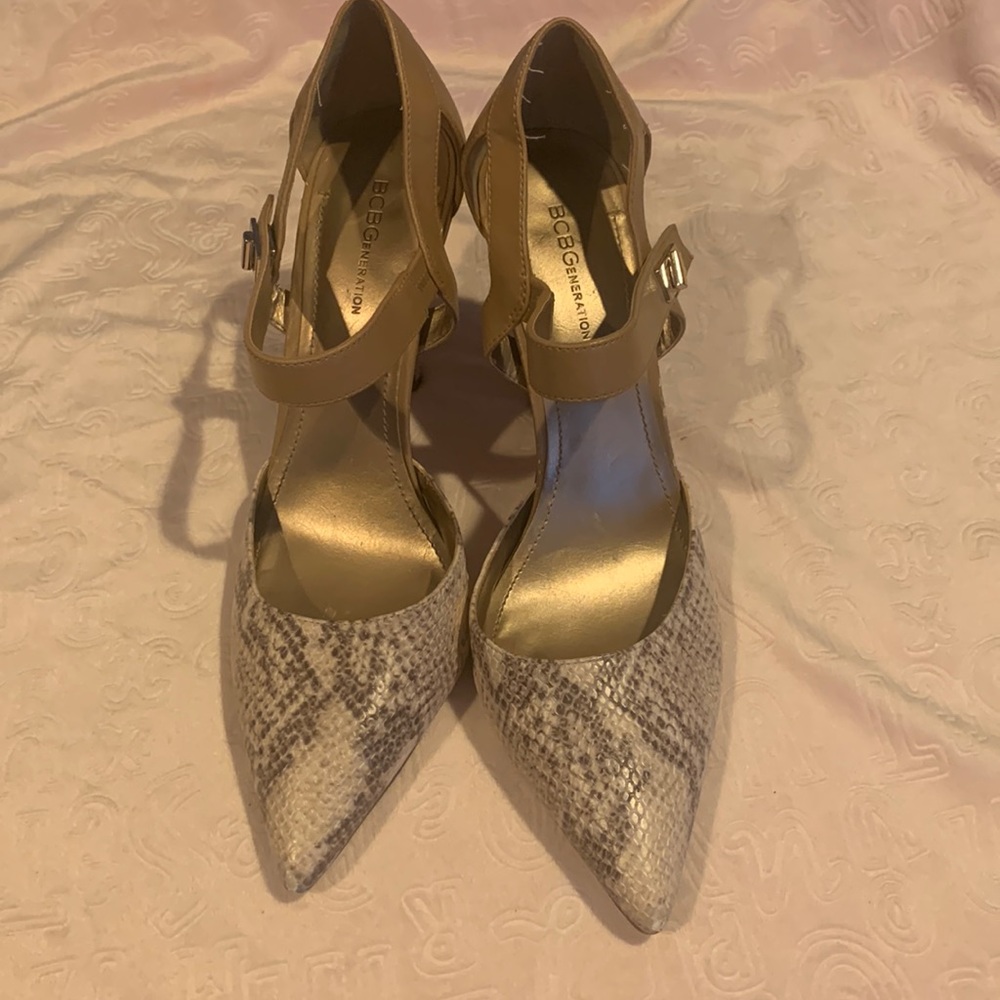 Bcbgeneration Snake Skin Pattern Pump - image 1